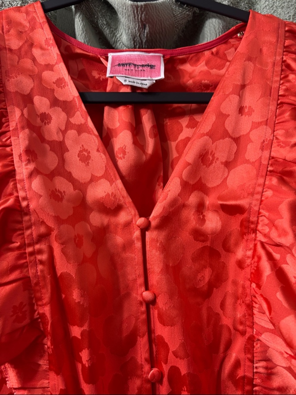 Kate spade nwot Coral-Red Floral Satin Button-Front Top